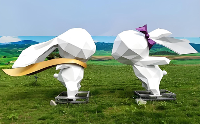 不銹鋼幾何動(dòng)物雕塑--以幾何為筆，重繪動(dòng)物的第二生命