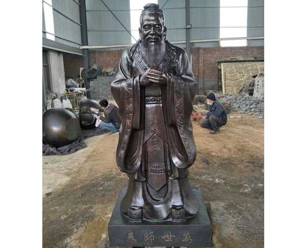 玻璃鋼人物雕塑有什么特點(diǎn)呢？