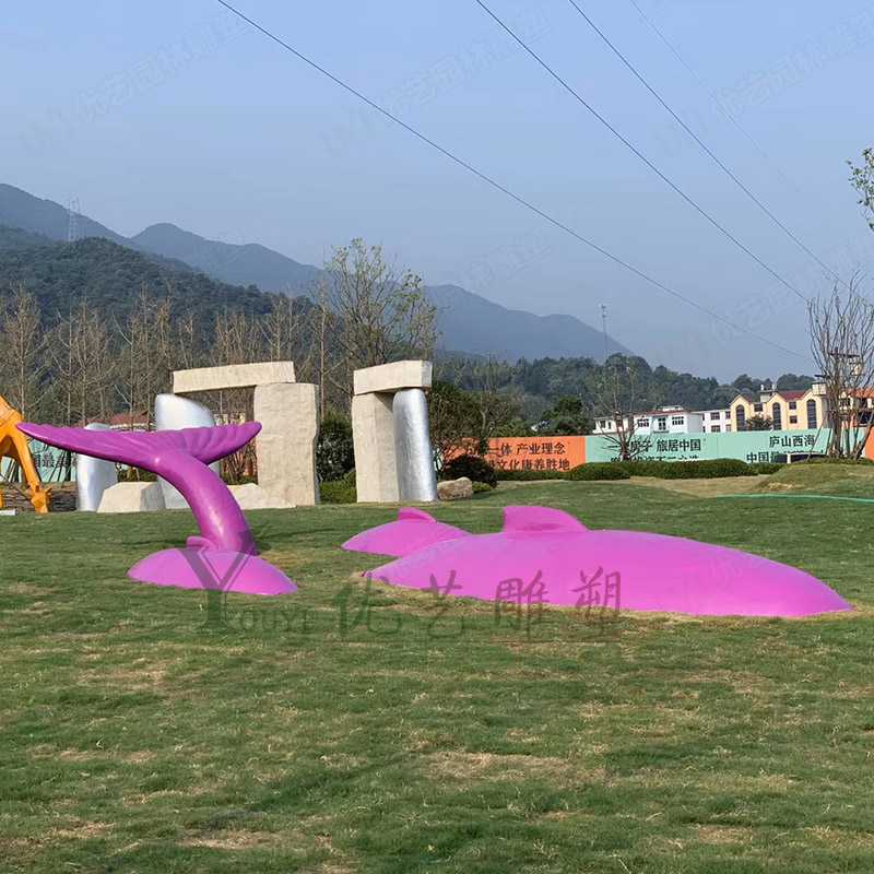 小區(qū)景觀雕塑規(guī)劃時要注意什么呢？