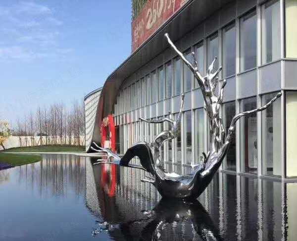 玻璃鋼雕塑的特點有什么呢？